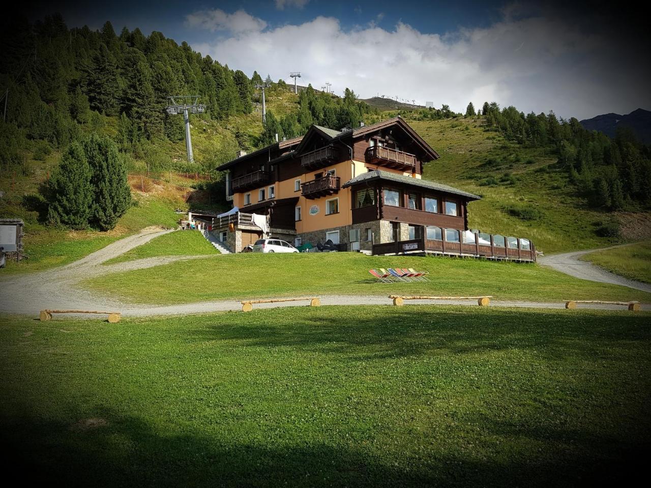 Villa Chalet Dei Rododendri à Valdisotto Extérieur photo